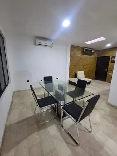 Alquiler Townhouse Urb Mañongo, Conj. Res. Alto Saman Amoblado Y Equipado Lo Dejan 180 M2 3 Habitaciones 3 Baños 2 Estacionamientos. An