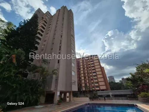 Venta De Acogedor Y Amplio Apartamento En Los Naranjos Del Cafetal Jg