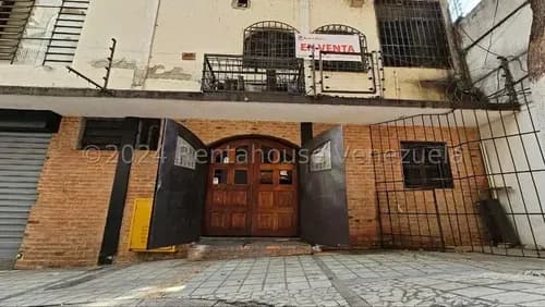 Local Comercial En Venta Parroquia La Candelaria 24-21240