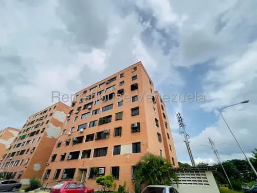 Apartamento En Venta En Urb, La Placera San Jacinto 26-10137