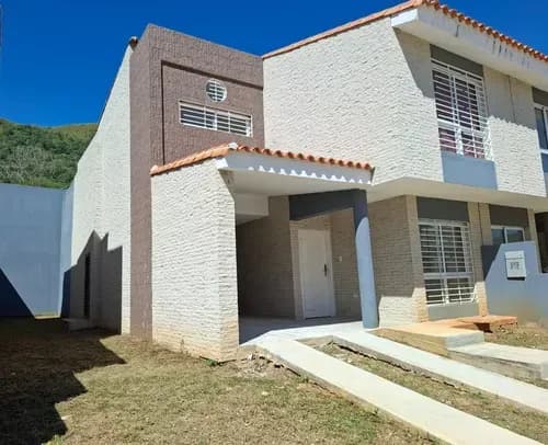 Townhouse En Venta San Diego Conjunto Residencial Cumbres De La Esmeralda(brigi Miran)