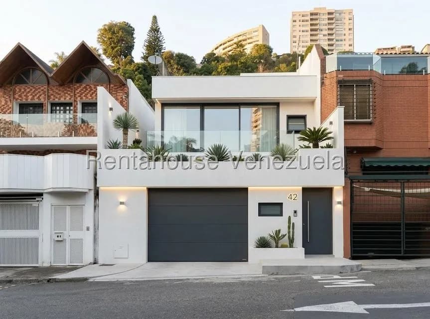 Casa (Multipes Niveles) en Venta en Santa Ines, Distrito Metropolitano