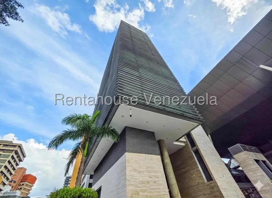 Comercial (Oficina) en Alquiler en Los Dos Caminos, Distrito Metropolitano