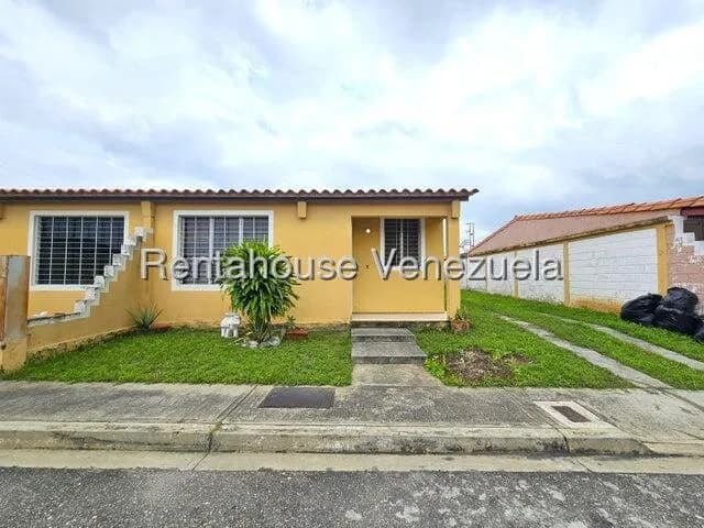 Casa (1 Nivel) en Alquiler en Trigalena, Lara