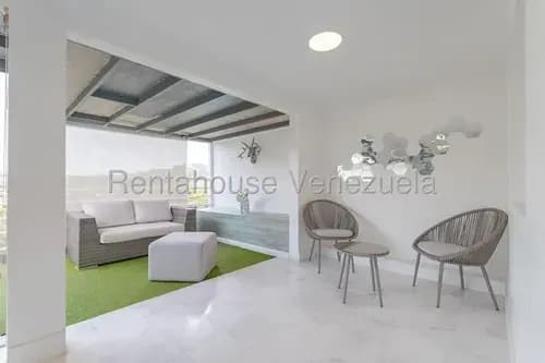 Vendo Bello Apartamento En Loma Linda Mls #26-18520 Mahi R