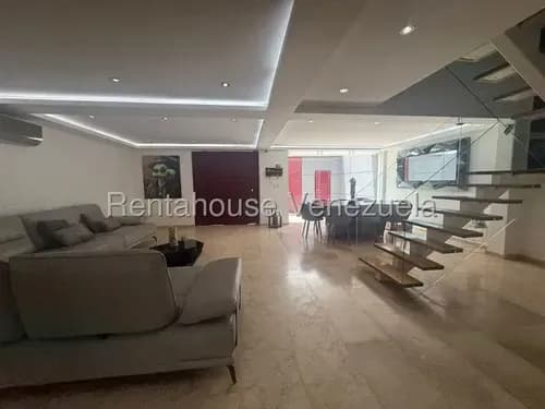 Casa En Venta En Los Pomelos, Caracas 26-5661 Yf