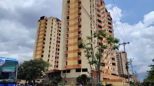 Alquiler De Apartamento En Mañongo Edificio Kilinmajaro. 331646az