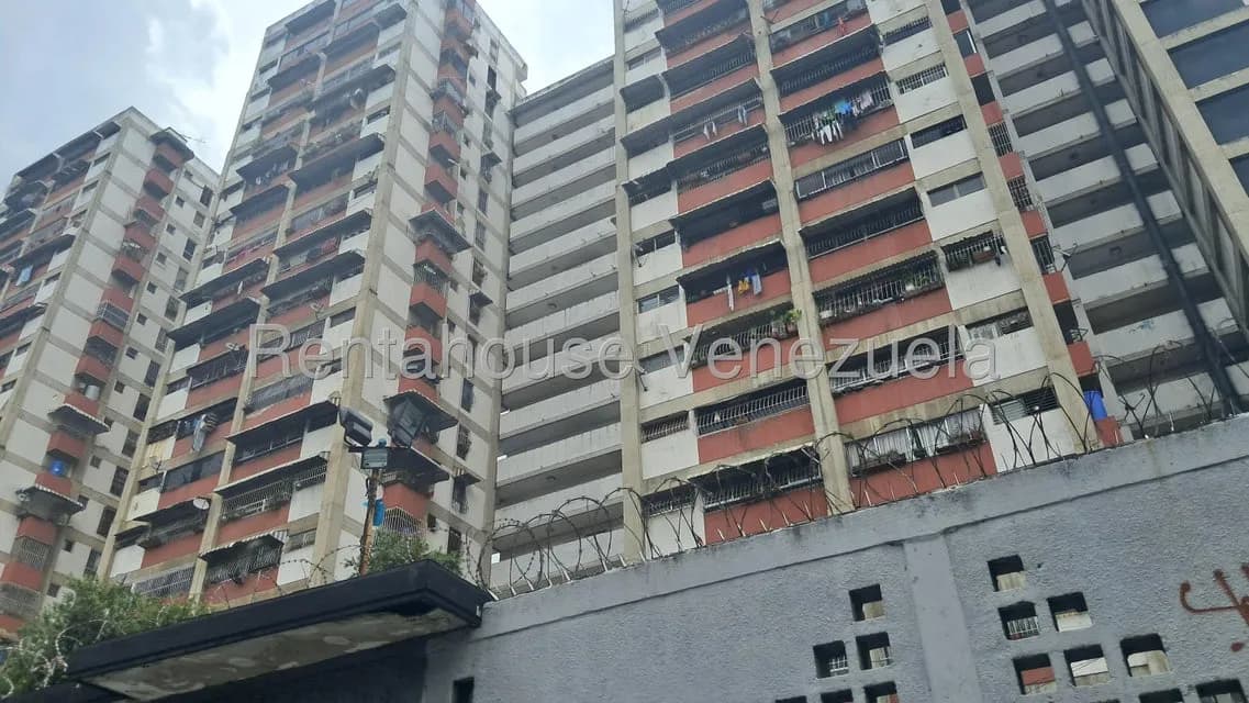 Apartamento (1 Nivel) en Alquiler en El Valle, Distrito Metropolitano