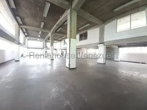 Piso Industrial Alquiler Palo Verde. Luis Infante 25-24172