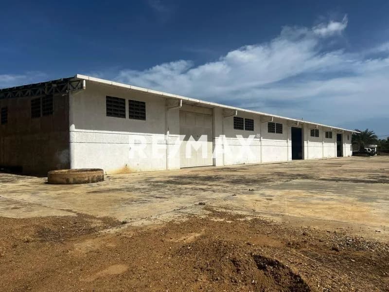 ¡SE VENDE! GALPÓN TITÁN + 5.000M² CON OFICINAS EN ALTAGRACIA, ISLA DE MARGARITA. ¡LA INVERSIÓN QUE TRANSFORMARÁ TU NEGOCIO!