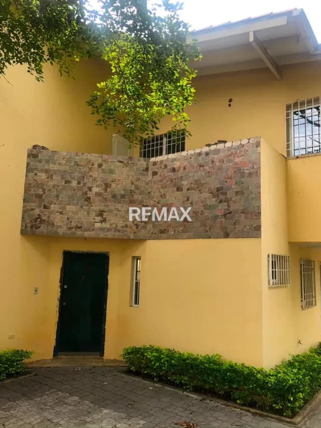 Casa a Estrenar en Venta – Lomas del Manzano