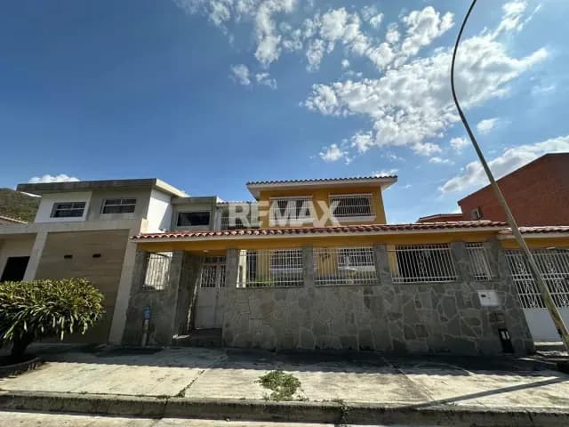 Venta de Casa 2 Planta calle Cerrada Trigal Norte