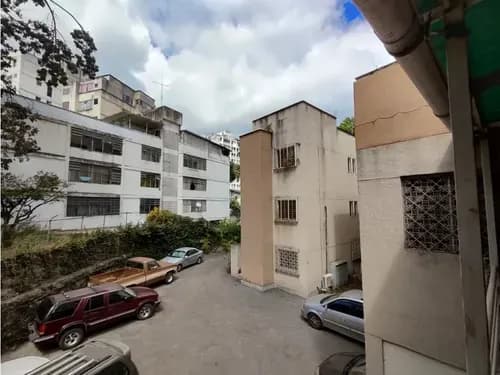 Apartamento En Planta Baja Terraza Av Andres Bello La Florida Caracas