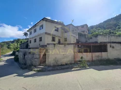 Estv-155 Terreno Con Casa Multifamiliar El Junquito Km14 Caracas