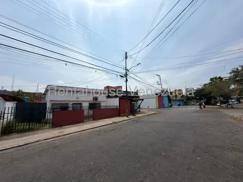 Acogedora Casa En Venta En Zona Centro #26-16067 Rm