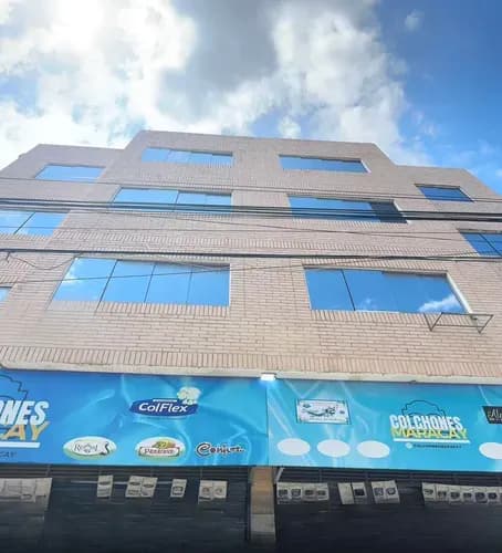 Oficinas En Alquiler, Ubicadas En Ka Calle Páez, Centro Empresarial Páez, Maracay Estado Aragua. Ag56.
