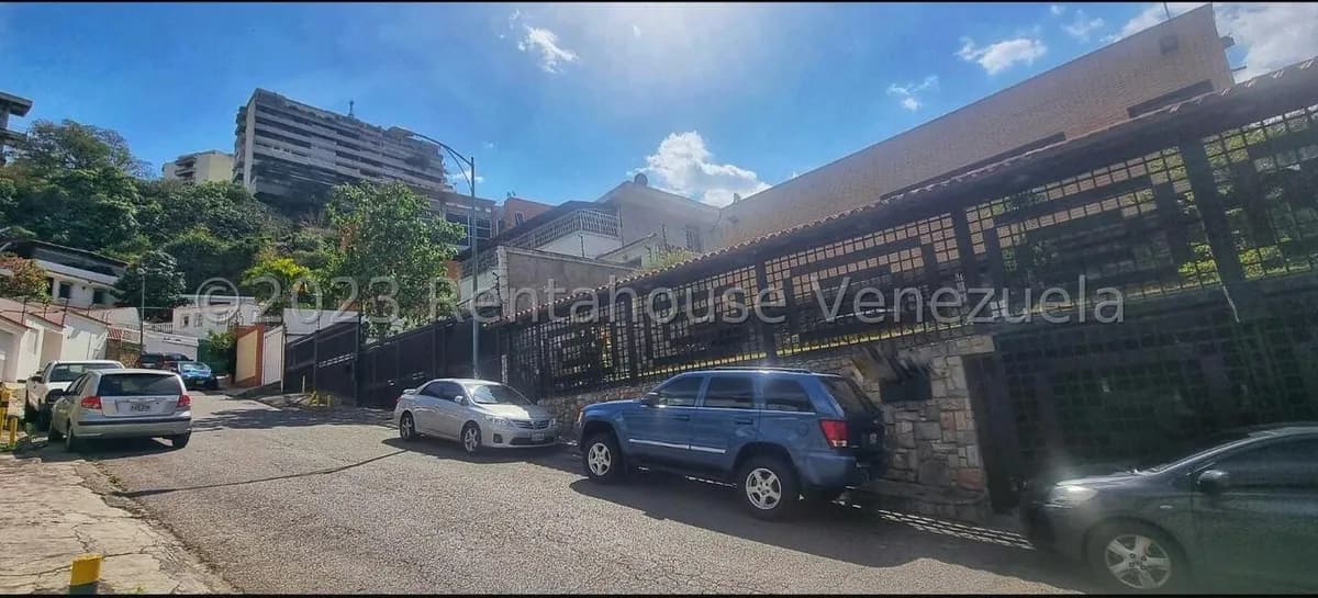 Comercial (Oficina) en Alquiler en Colinas de Bello Monte, Distrito Metropolitano