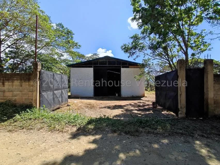 Terreno (Industrial) en Venta en Villa Virginia, Aragua