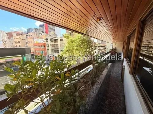Apartamento En Alquiler En Campo Alegre Mls #26-13433 Yosmil Carrero