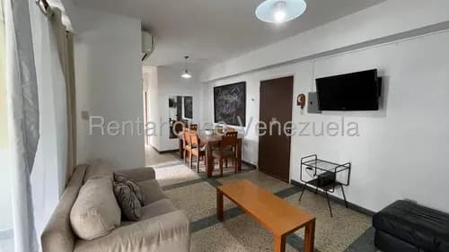 Apartamento En Alquiler En Altamira Amoblado Listo Para Mudarte / Rf