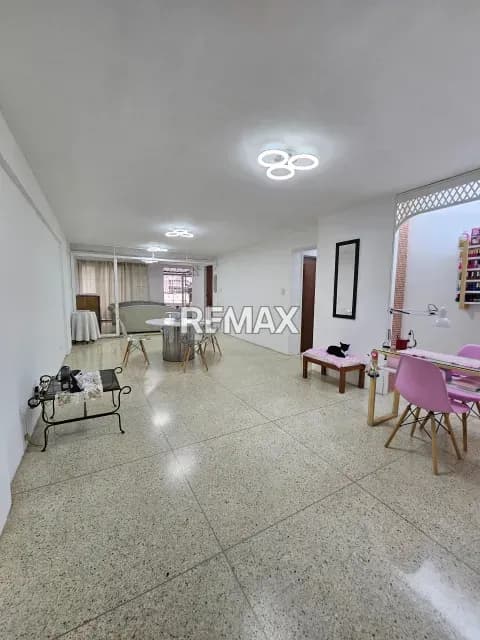 Venta Apartamento Av. Lecuna, santa rosalia