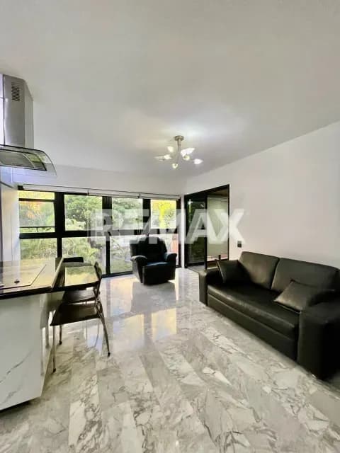 Apartamento remodelado en El Pedregal - Chacao