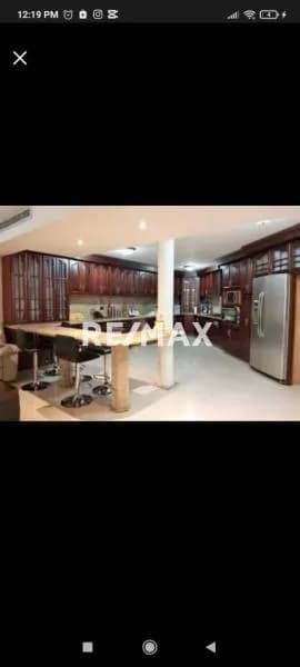 Se Vende Town House en el sector Juanico, Conjunto cerrado exclusivo