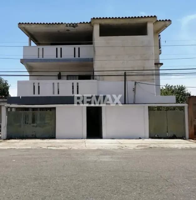 Edificio comercial en venta en el Sector Amparo, Maracaibo
