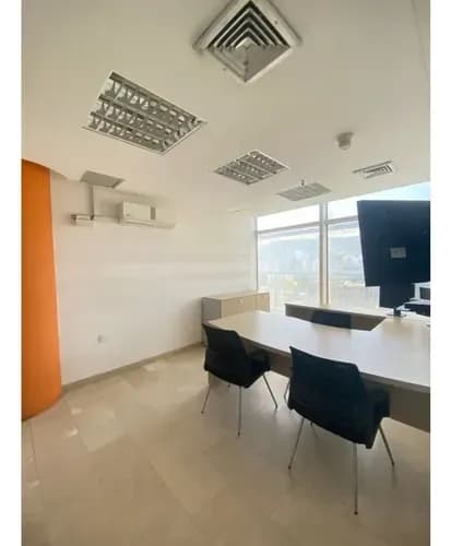 Oficina En Alquiler 121 M2 -urb. El Recreo