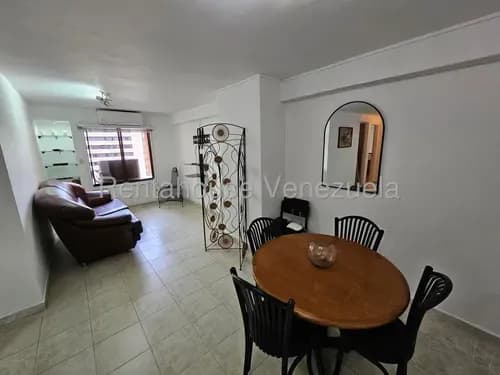 Alquiler De Cómodo Apartamento Ubicado En Sabans Grande #26-22033