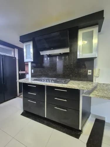 Apartamento En Venta Urbanizacion La Placera, Maracay
