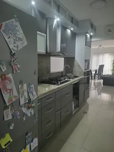 En Venta Apartamento En San Diego Vv20