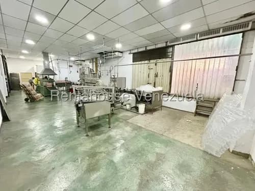 Diana Blanco Vende Fábrica De Licores Al Este De Barquisimeto, Totalmente Operativa. Incluye Fondo De Comercio.