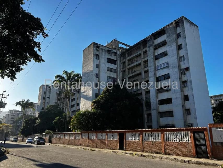 Apartamento (1 Nivel) en Venta en Caricuao, Distrito Metropolitano