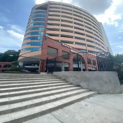 ¿buscando Estatus? Esta Oficina En La Torre Movilnet Dice Más Que Mil Palabras. Plof-148