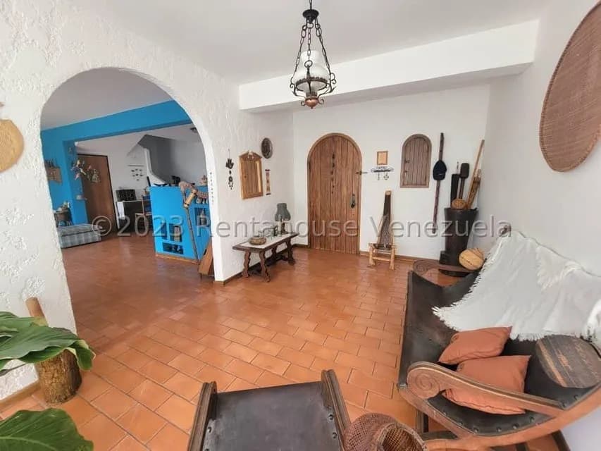 Casa (Duplex) en Venta en Colinas de Bello Monte, Distrito Metropolitano