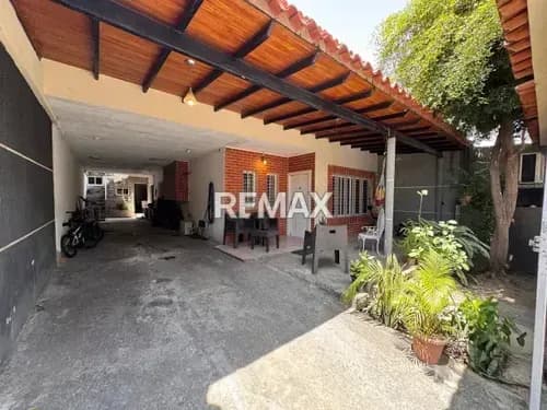 Casa Tipo Town House En Venta Urbanización Parque Res. Los Girasoles, La Morita