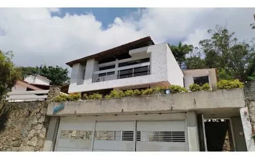 Casa En Venta Urb El Placer 5h/6b/3p Piscina