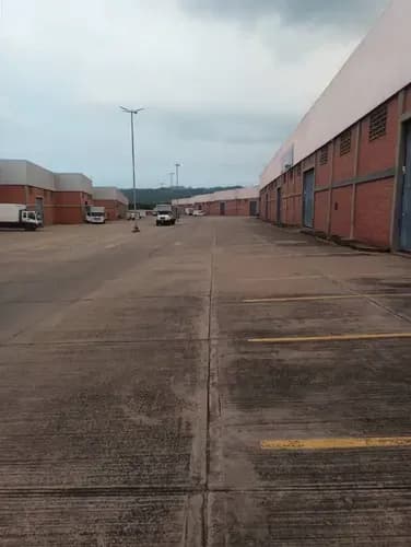 En Alquila Galpon De 1.000 M2 , Centro Industrial Barcelona Av Fuerzas Armadas,barcelona Anzoategui