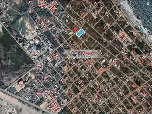 En Venta Terreno De 2.607 M2 A Escasos Metros De Playa Norte En Chichiriviche