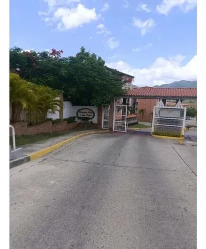 Apartamento Venta Miranda Guarenas Inmobiliaria Sjc 2056