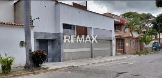 Anexo para uso comercial en Alquiler, Montalban 1
