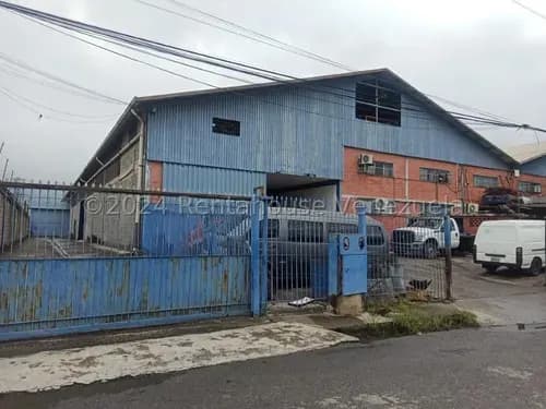 Terreno Con 2 Galpones En Venta En Terrinca Guatire Mls #24-17801