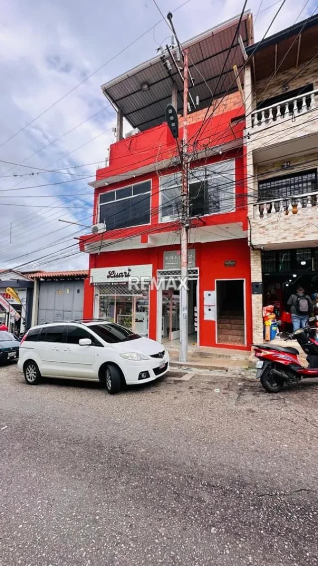 SE VENDE Edificio Comercial y Residencial Ubicación: Tariba Municipio Cardenas