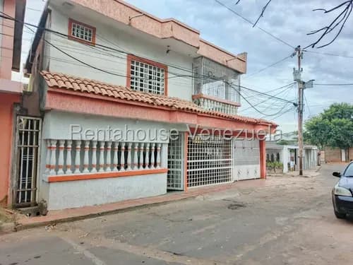 Dg Alquila Casa Semiamoblada En Sierra Maestra Maracaibo. Solo Juridico