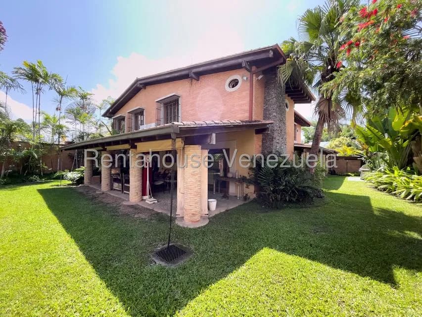 Casa (Duplex) en Venta en La Lagunita Country Club, Distrito Metropolitano