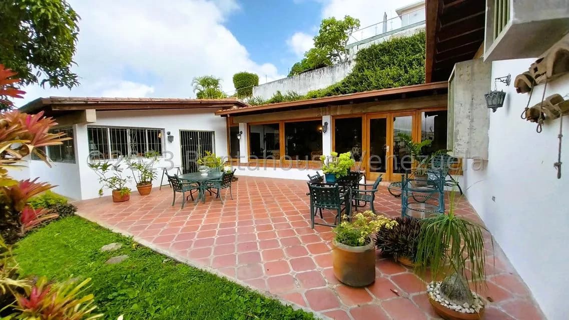Casa (1 Nivel) en Venta en Cumbres de Curumo, Distrito Metropolitano