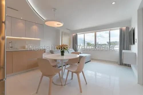 Apartamento En Alquiler Urb. El Rosal, Caracas 26-20403