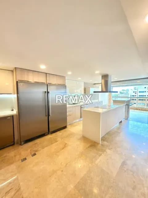 Se vende apartamento en playa grande
