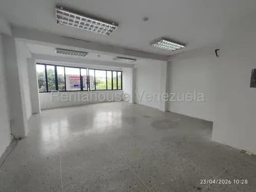 Inmuebles Milagros Nazareth Oficina En Alquiler En Barquisimeto Lara Av Libertador. Codigo Del Inmueble 26-18575 Economica Comercial Economico